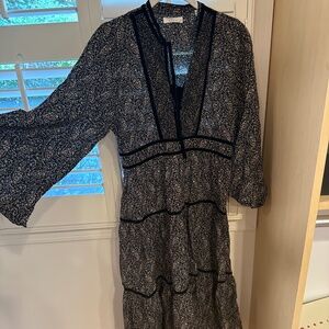 Doen black midi dress
